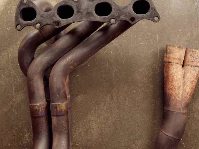 Collecteur Echappement Peugeot Sport pour 106 Maxi 1