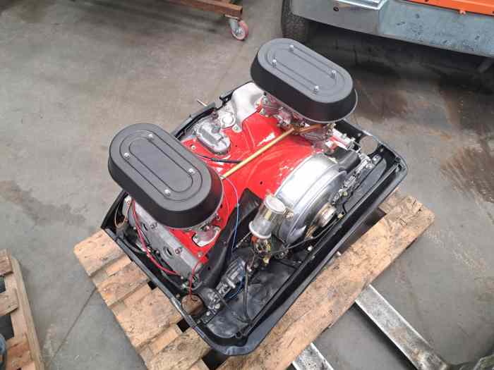 Moteur Porsche 3.0 SC 4