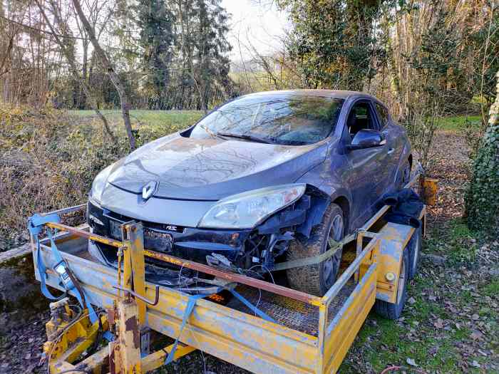 Renault Mégane 3RS de 2010 pour pièces. 0