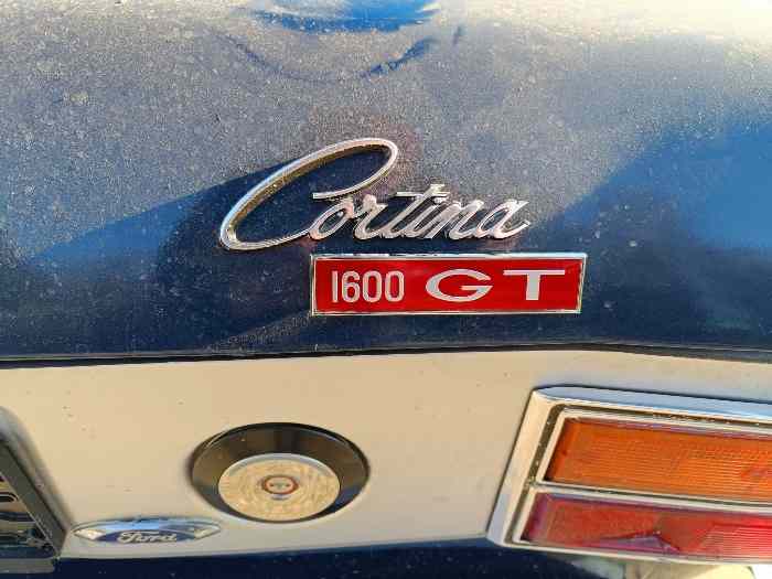 Ford Cortina Mk2 5