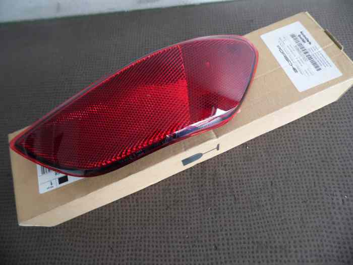 CATADIOPTRE ARRIERE GAUCHE 95863110500 PORSCHE CAYENNE 958 0