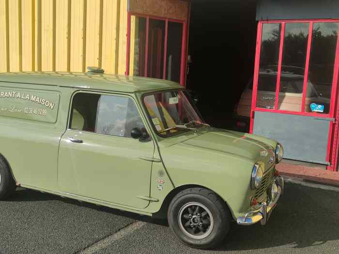mini van
