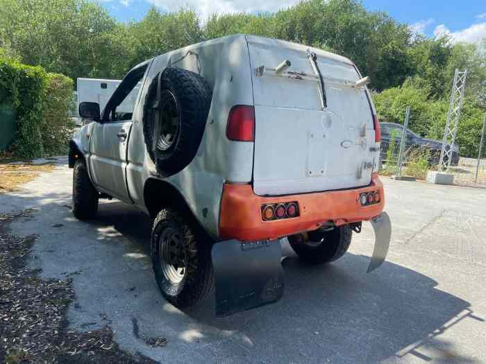 Nissan Terrano JUTTA KLEINSHMIDT 1