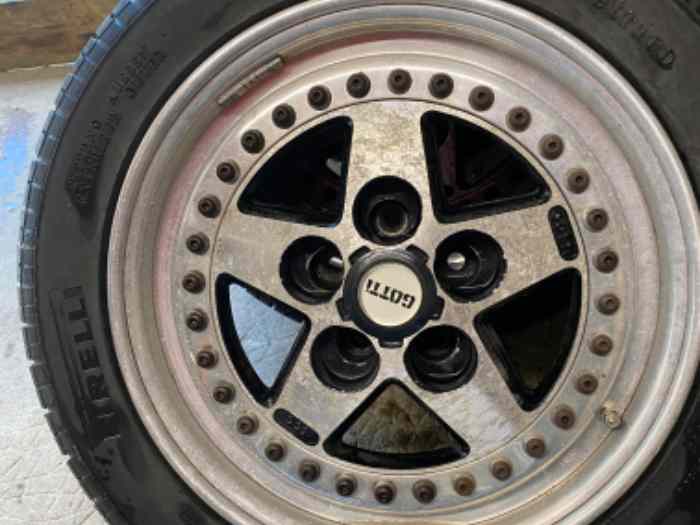 Jantes gotti 55c avec pirelli P ZÉRO 2