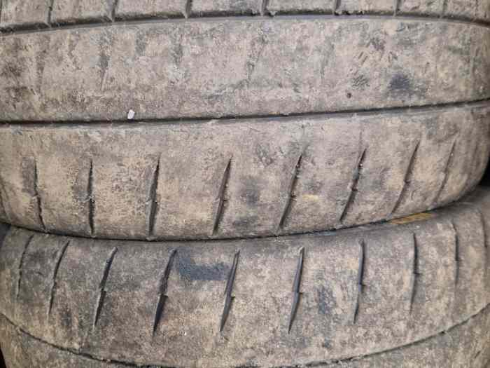 Lot de pneus Michelin 18 pouces 3