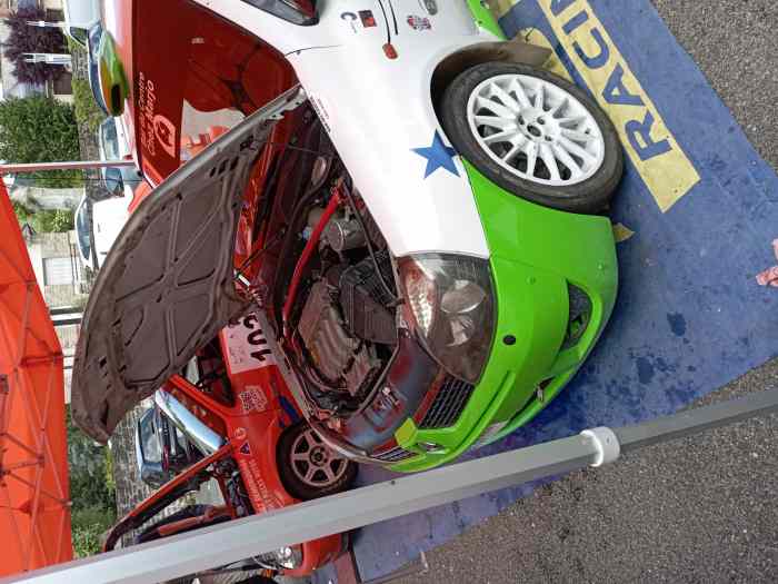 Clio top A7 , échange ,reprise auto de course , tourisme 2