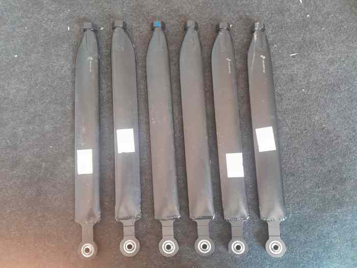 Formula Renault 2.0 Parts / pièces formule renalut 2.0 1
