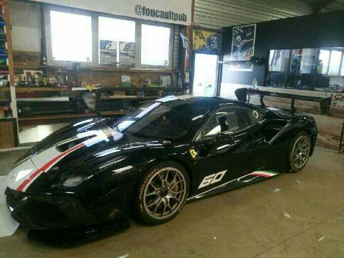 FERRARI 488 CHALLENGE EVO