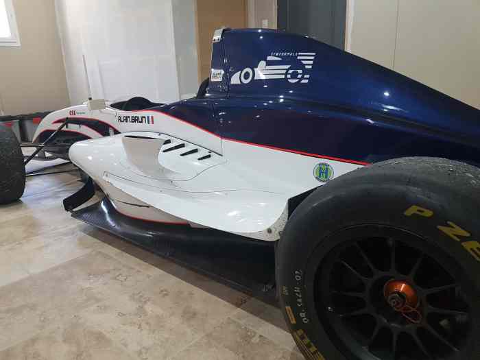 FORMULE RENAULT 2.0 EVO 2008 1