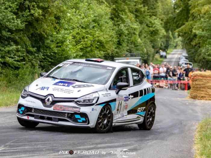 Clio R3t Clio R3t - pièces et voitures de course à vendre, de rallye et de circuit.