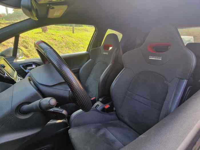 Échange/Reprise Peugeot 208 gti 30th 2