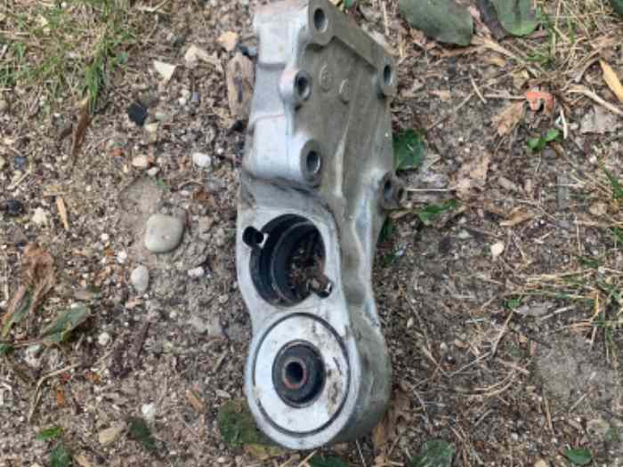 Support moteur anti cabrage rigide Peugeot 205 rallye 3