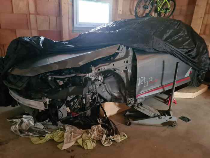 Megane 3 rs accidentée 2