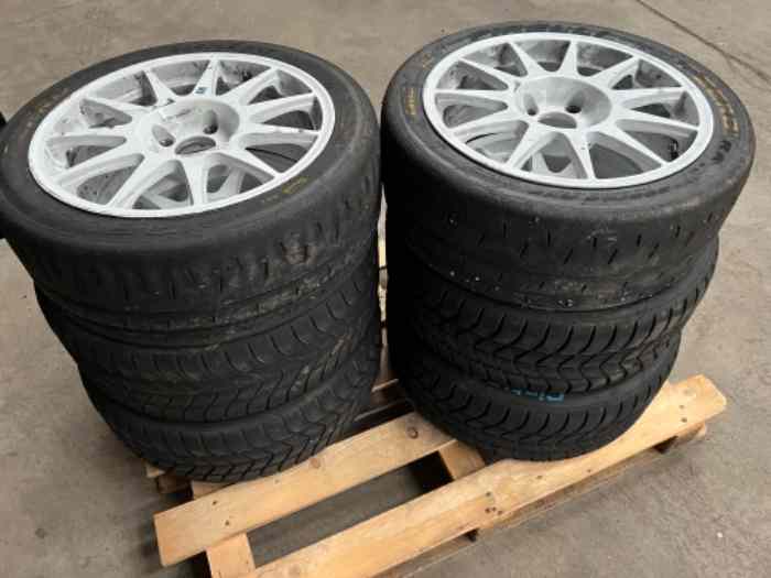Lot Jantes 208 rally 4 + Pneus Pirelli 17 3
