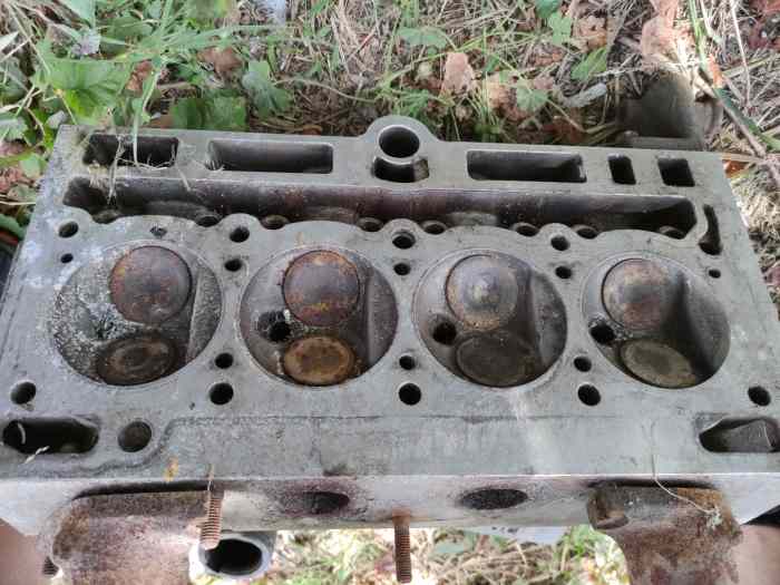 Vds culasse complète R5 Alpine Turbo 1