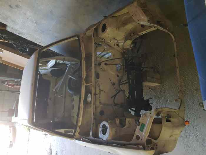 Caisse nue 205 0
