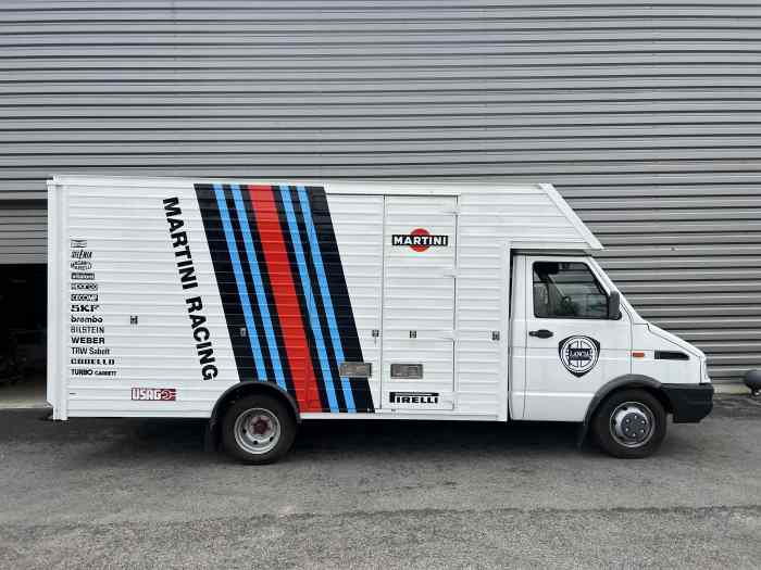 Iveco Daily 35C10 Assistance Martini Racing Team 0