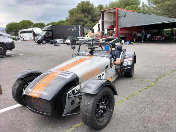 CATERHAM ROADSPORT 2022 prête à courir...