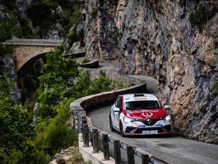 CLIO TROPHY ASPHALTE 2024 LOCATION CLIO RC5 1