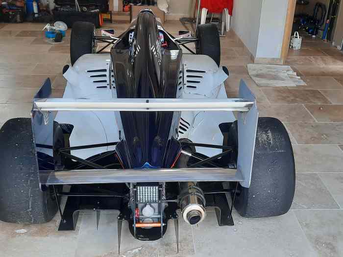 FORMULE RENAULT 2.0 EVO 2008 4