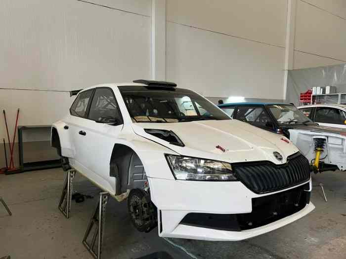 ŠKODA Fabia Rally2 evo 0