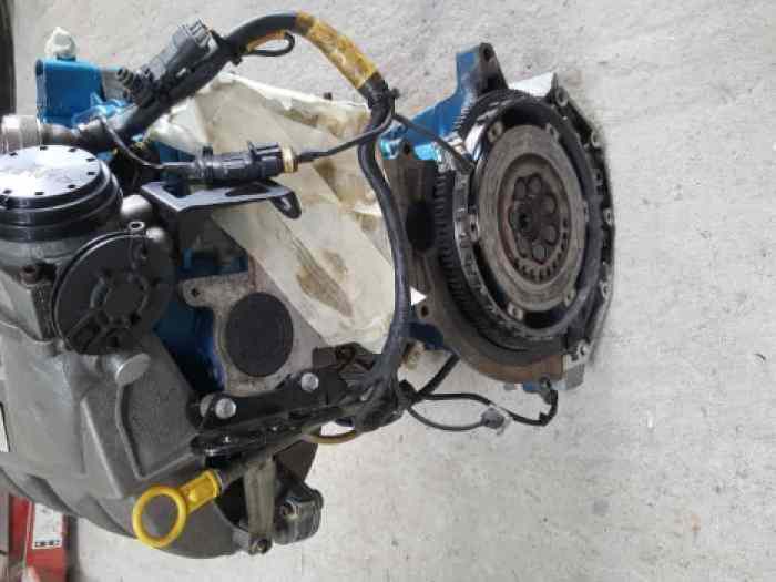 Moteur clio r3 max 3