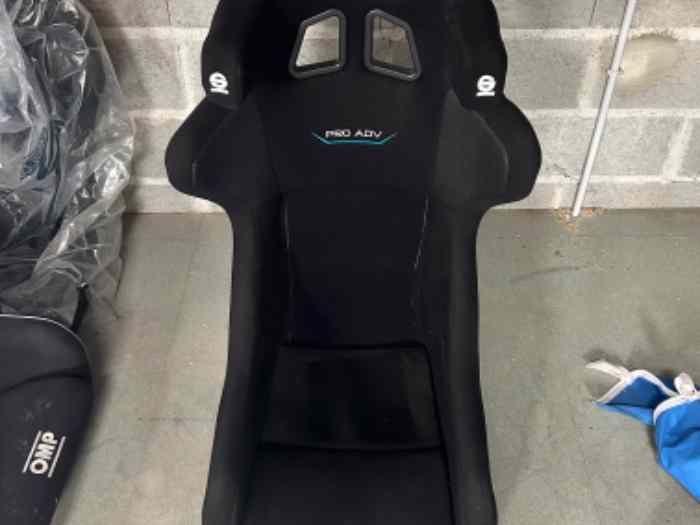 Siège Baquet Sparco ADV Pro QRT - Fibre De Verre, Léger (9,3 Kg) - Homologation FIA 8855-1999 - Pour Course Et Rallye