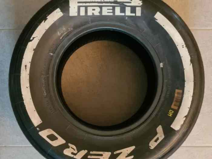 Pneu pirelli DM formule renault cup