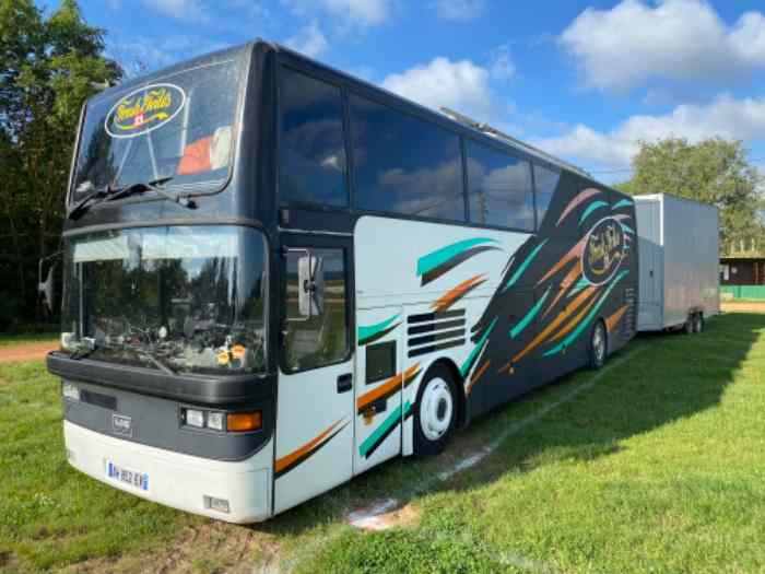 Bus de course équipé camping car 1 place voiture arrière 0