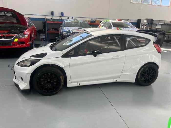 Ford Fiesta WRC Ex C.Breen 0
