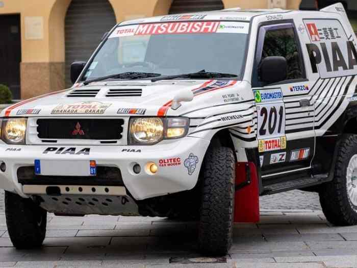 Mitsubishi Pajero Evolution manuel 1