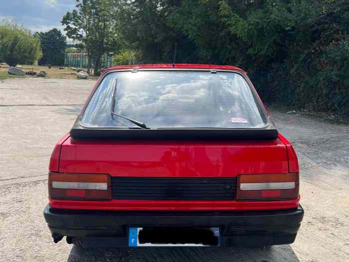 Peugeot 309 GTI 1,9l 130ch Ph1 2