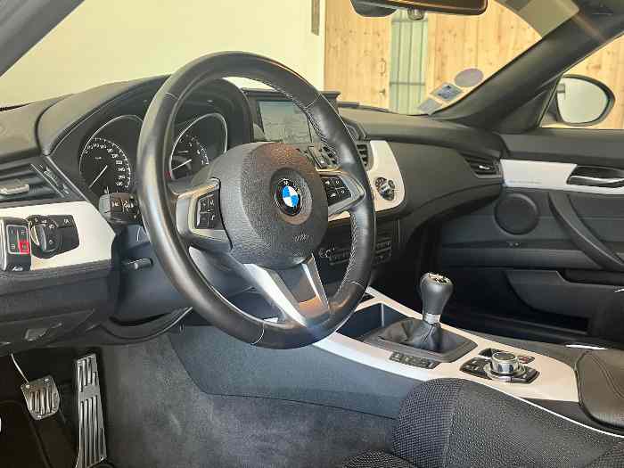 BMW Z4 GT3 REPLIQUE 1
