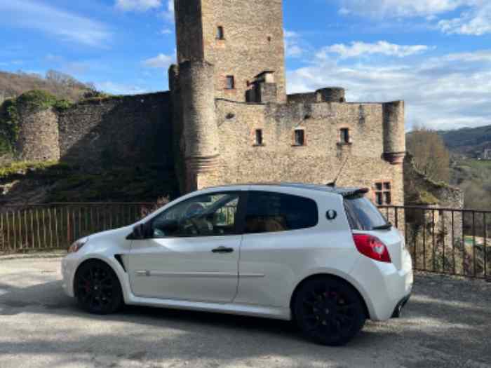 Clio 3 RS ange et démon 3