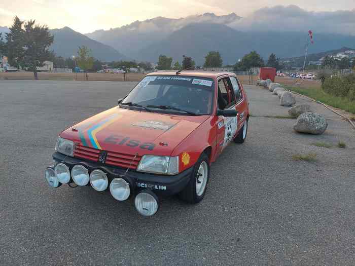 Peugeot 205 junior f2.11 0