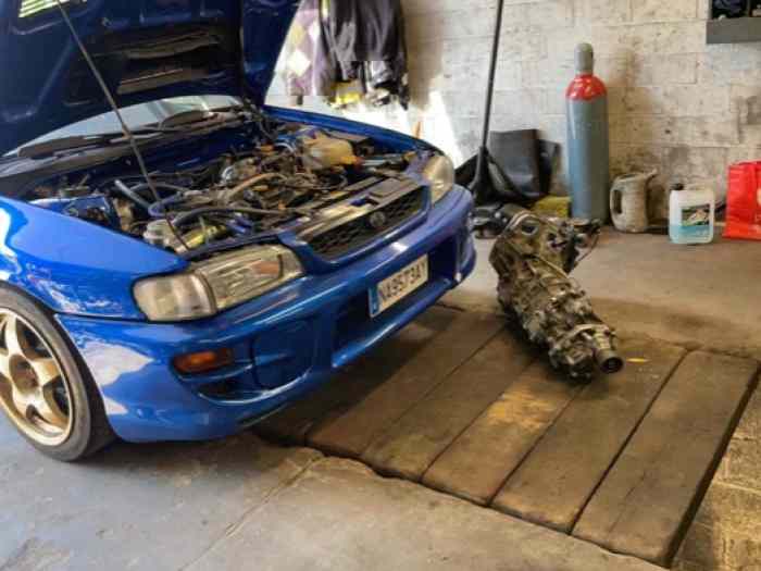 Subaru impreza gc8 1