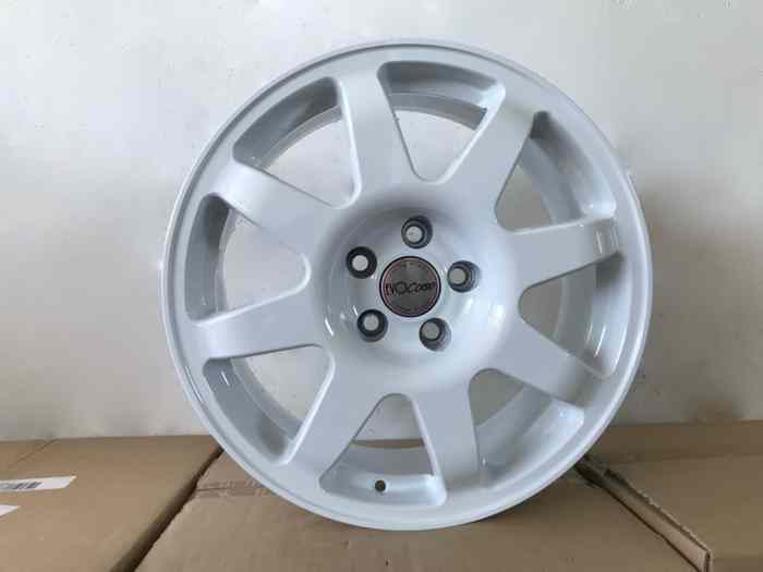 Jante EVO Corse SB9 Ragno 7x17 Clio Rs...