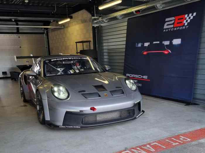 PORSCHE CUP 992 - MY22 - 13 000 KM / A...