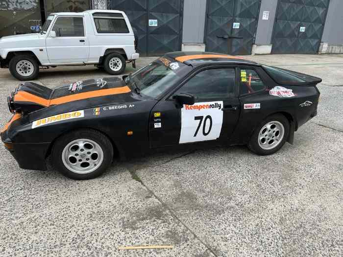 Porsche 944 de rallye 2