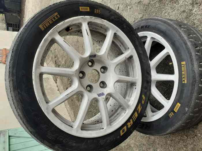 Pneus Pirelli RA5 205 45-17 0