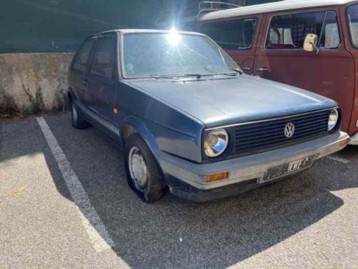 Golf 2 , 3 portes ultra saine et complète , idéal caisse de rallye ! 1