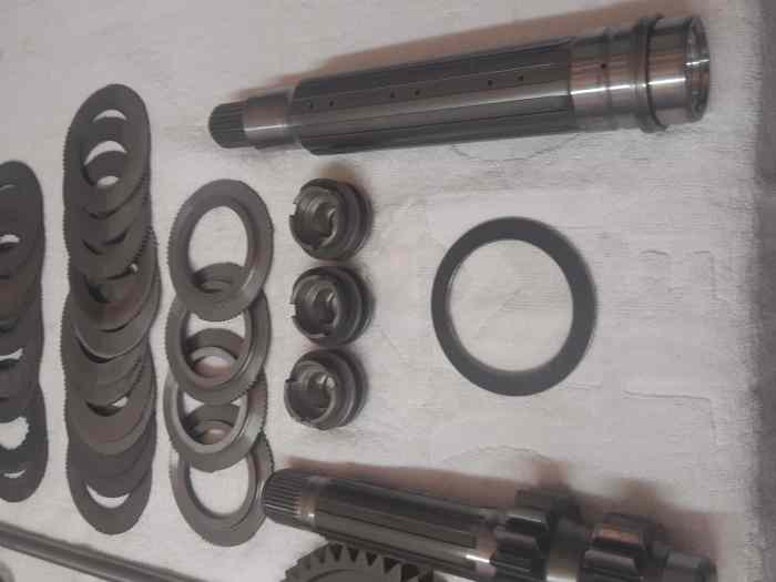 Pieces boite Xtrac 6V Peugeot 306 maxi 2