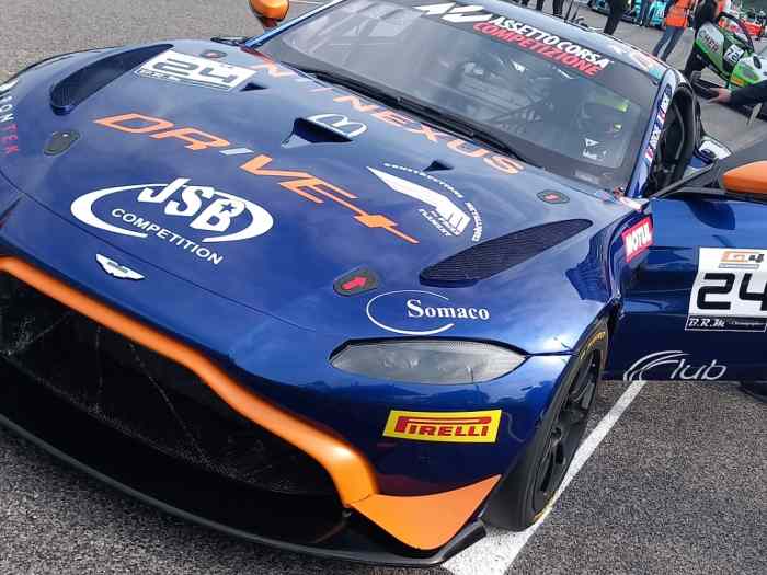 Aston gt 4