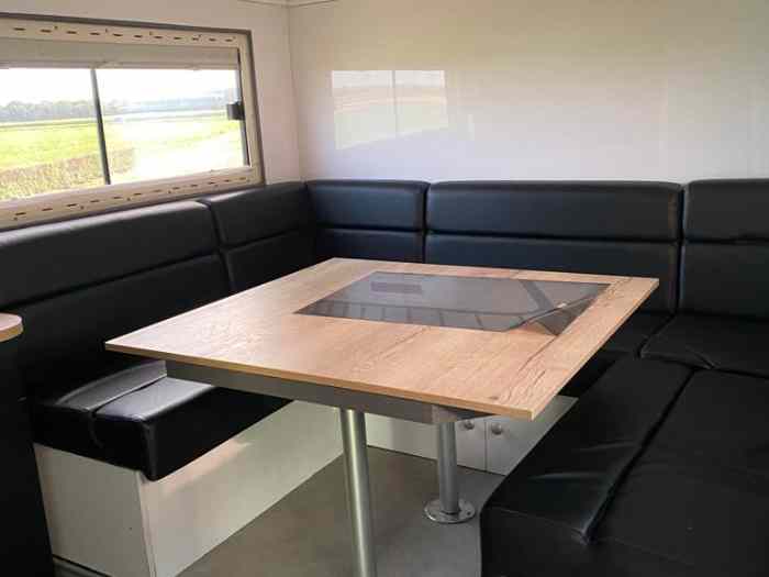 Location Motorhome avec hospitality 1