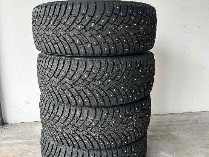 225/50 R17, x4 pneus clous occasions Pirelli Ice Zero 2 0