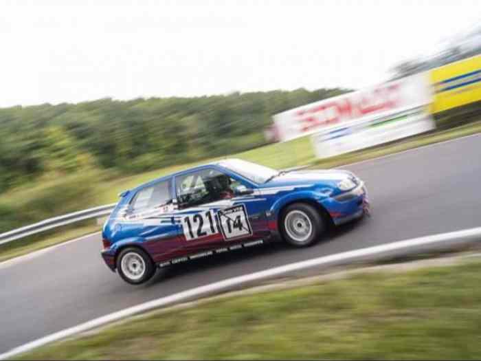 Citroën Saxo VTS de course 1