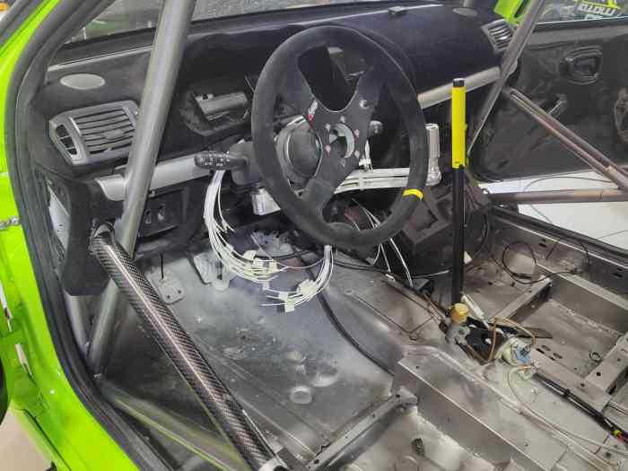 CARROSSERIE MATTER CLIO SPORT II NUMÉROTÉE AVEC DOCUMENTATION ORIGINALE COPA DE RALLYES 4