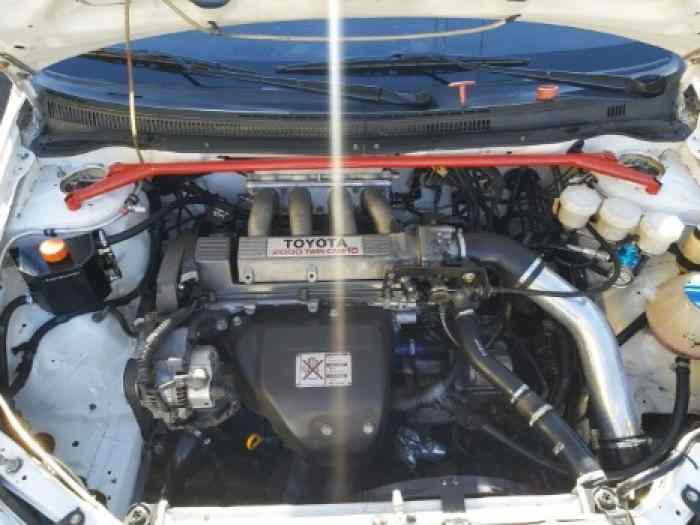 Toyota Corolla 2.0 – photo 5 sur 6