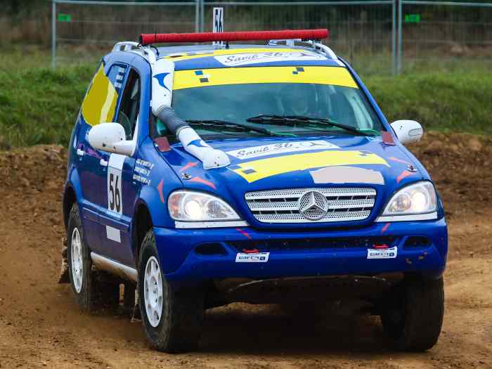 DAKAR CLASSIC 2024 MERCEDES ML V8 GROI...