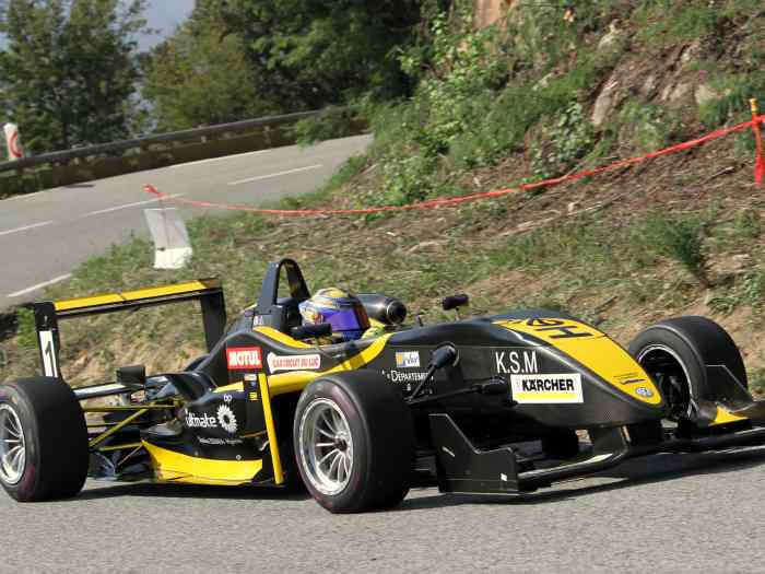Dallara F311 Volkswagen A19 5